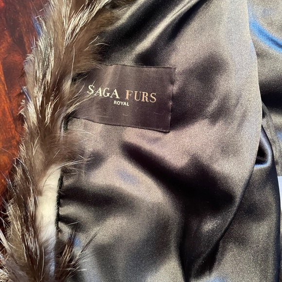 Unique fur vest - Picture 4 of 5